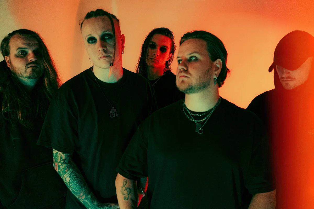 In Thorns - exit wounds